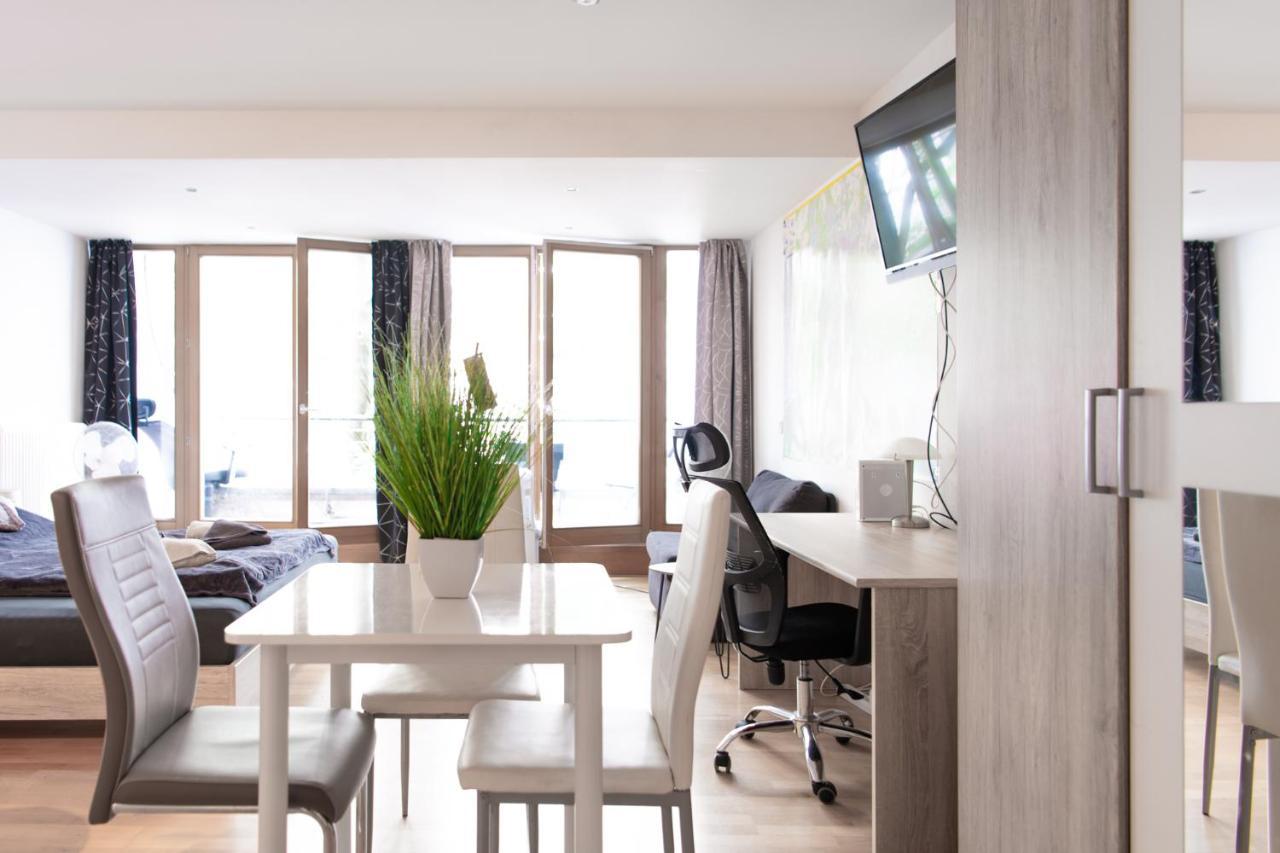 Private Apartment In The Center Of 베를린 외부 사진